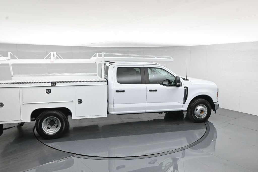 New 2026 Oxford White Ford XL image 48