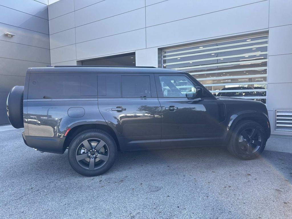 New 2026 Carpathian Grey Land Rover S image 6