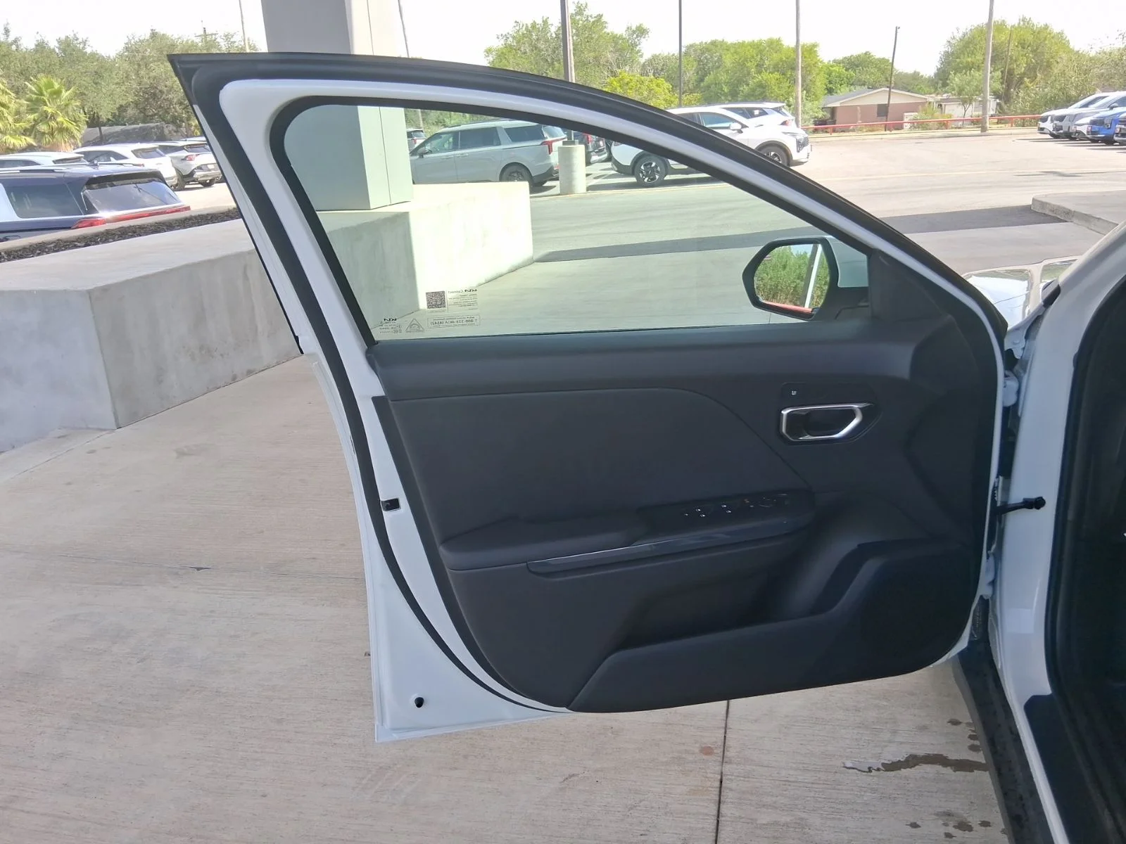 New 2026 White Kia EX image 18