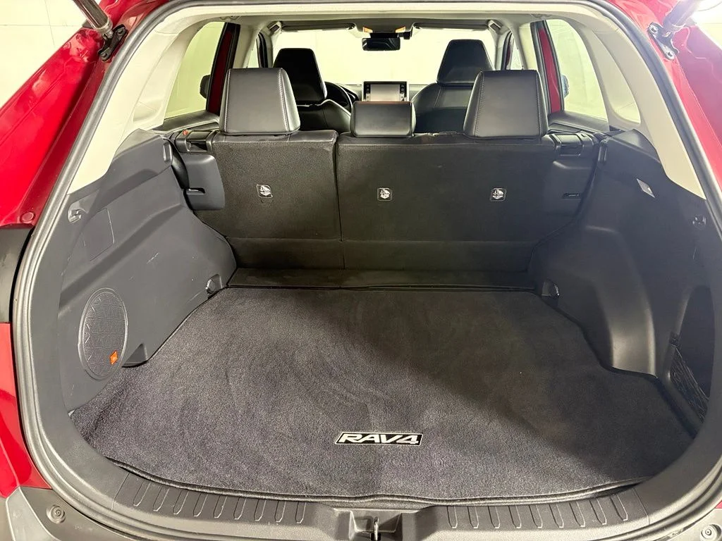 2019 Toyota RAV4 Limited - Photo 18