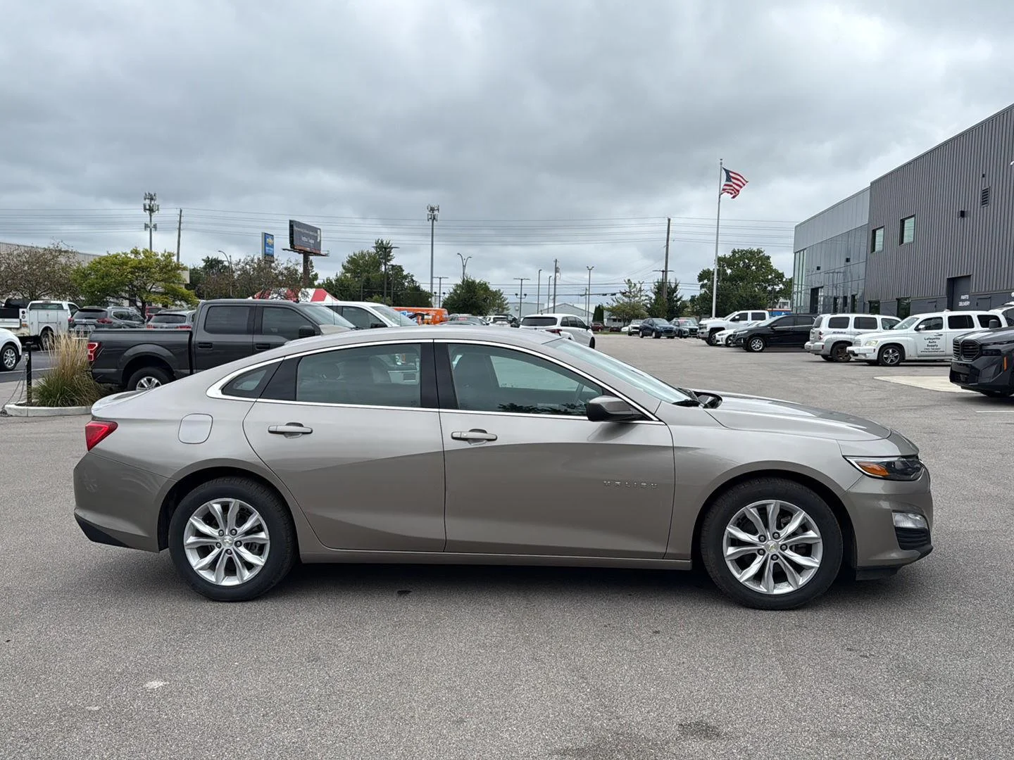 1G1ZD5ST5PF221657