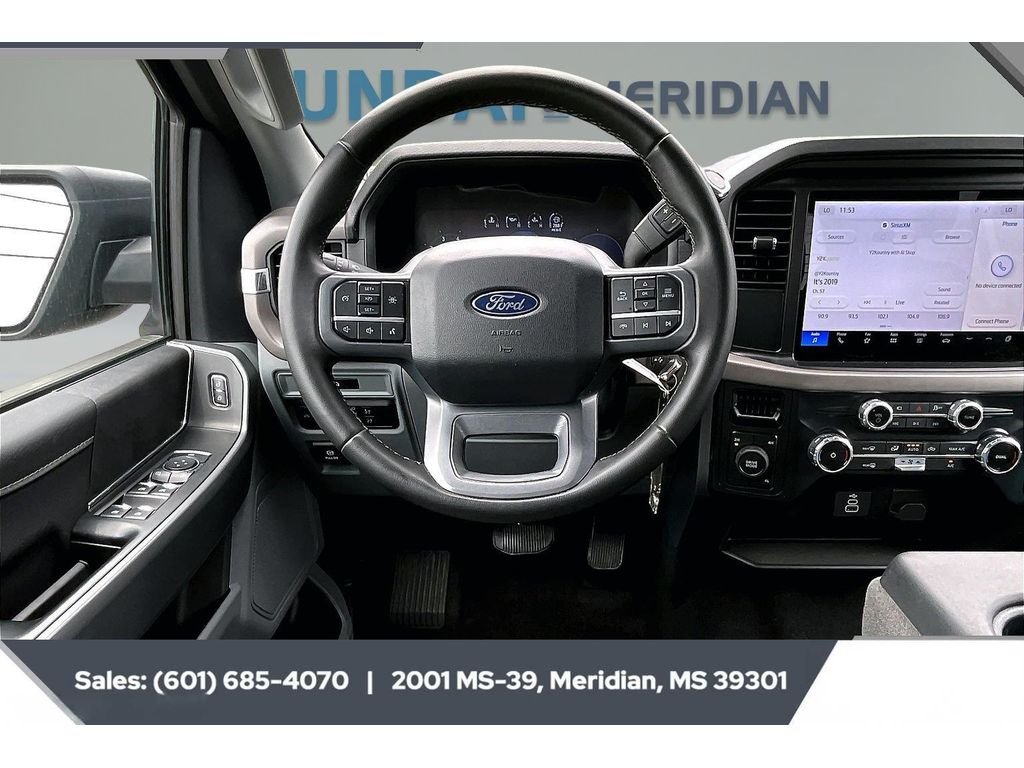 Used 2025 Agate Black Metallic Ford XLT image 5