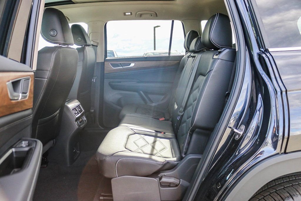 2026 Volkswagen Atlas SE w/Tech - Photo 21