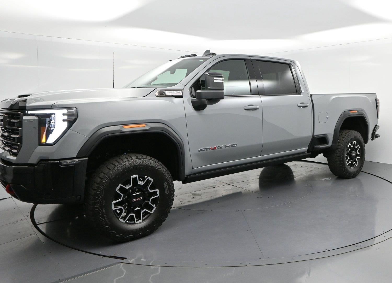 Used 2025 Thunderstorm Gray GMC AT4X image 3