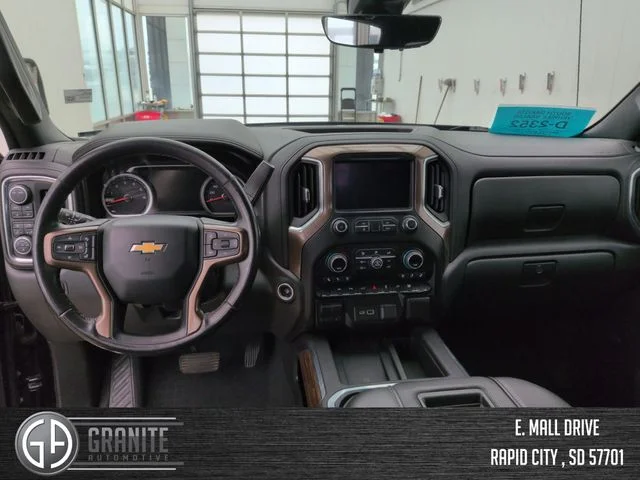Used 2021 Black Chevrolet High Country image 13