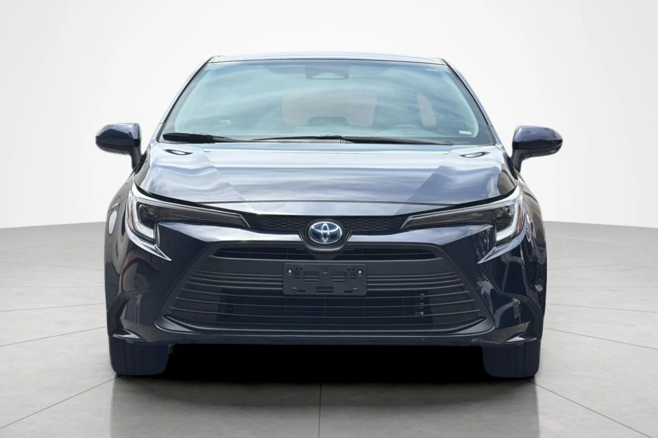 Used 2025 Blueprint Toyota Hybrid LE image 8
