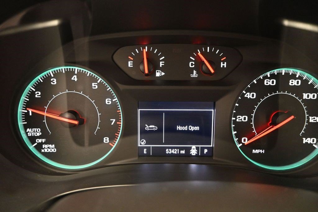 Used 2024 Summit White Chevrolet LT image 10
