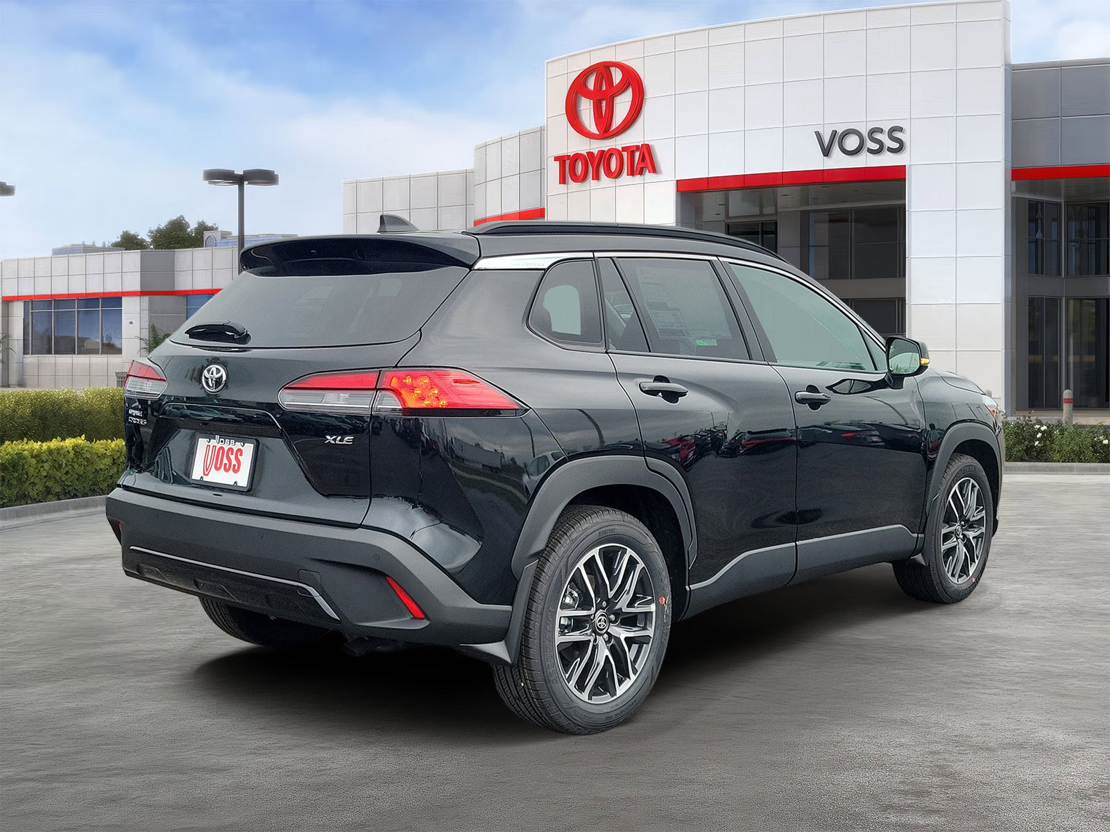 2026 Toyota Corolla Cross XLE, photo 3 of 12