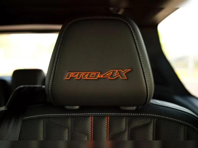 2025 Nissan Armada PRO-4X - Photo 6