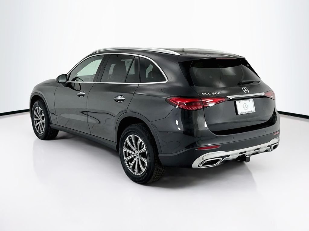New 2027 Graphite Grey Metallic Mercedes-Benz GLC 300 image 7