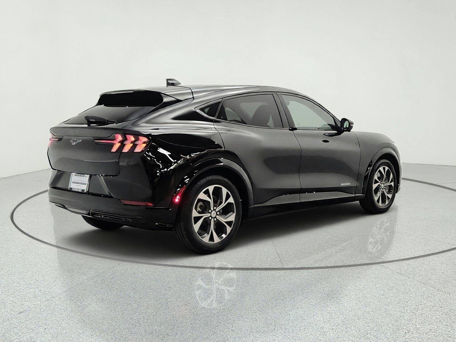 Used 2021 Shadow Black Ford Premium RWD image 5