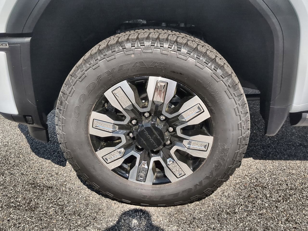 New 2026 Summit White GMC Denali image 34