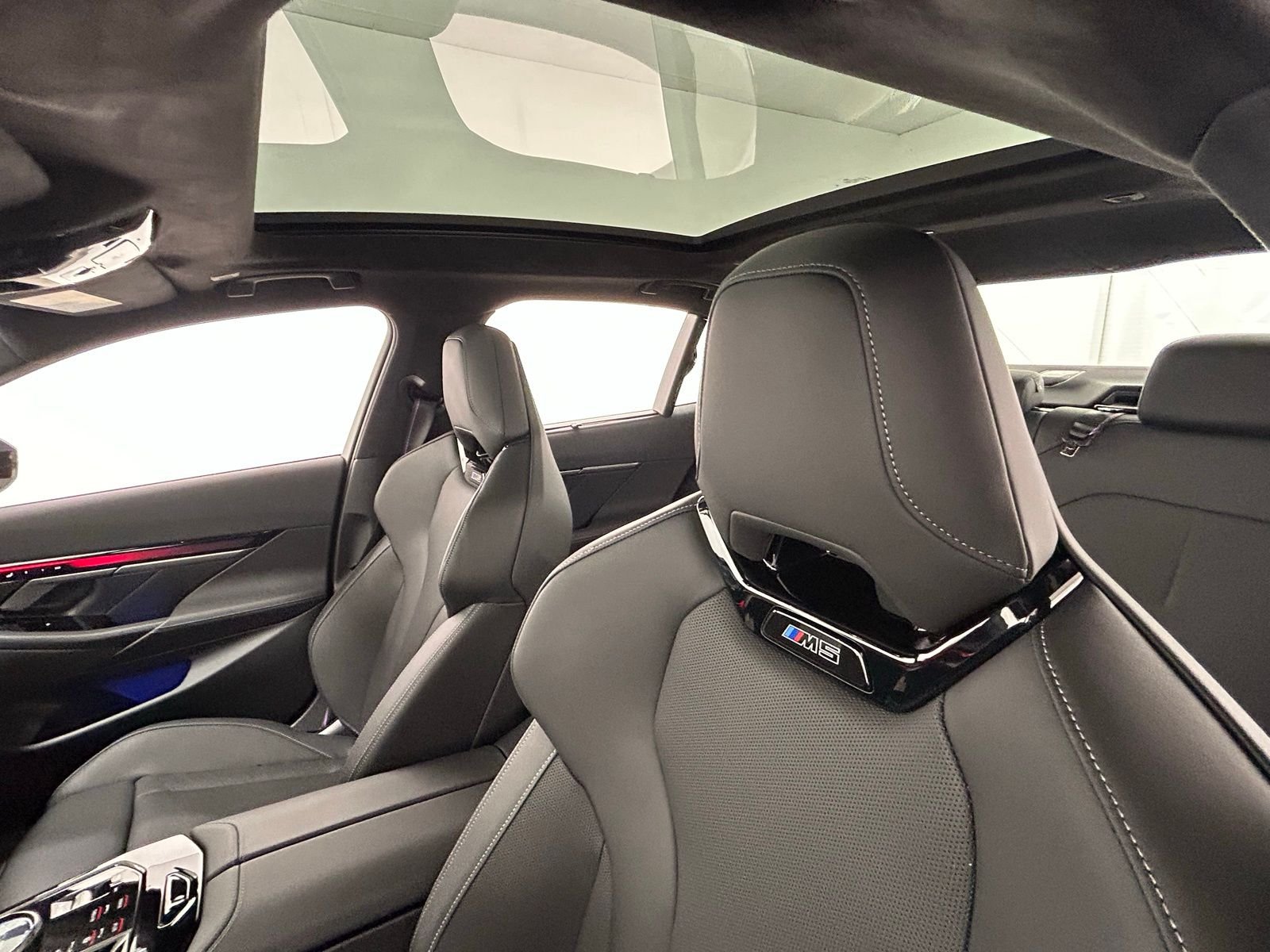2026 BMW M5 M5 - Photo 50