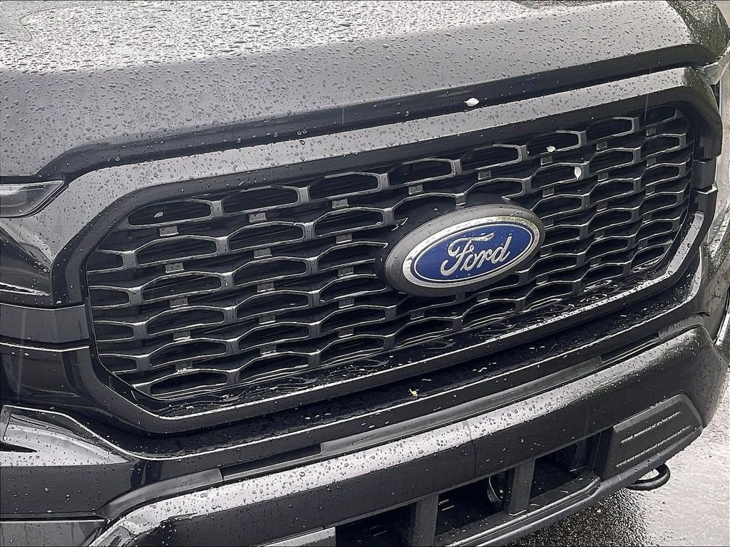 Used 2023 Black Ford XL image 30