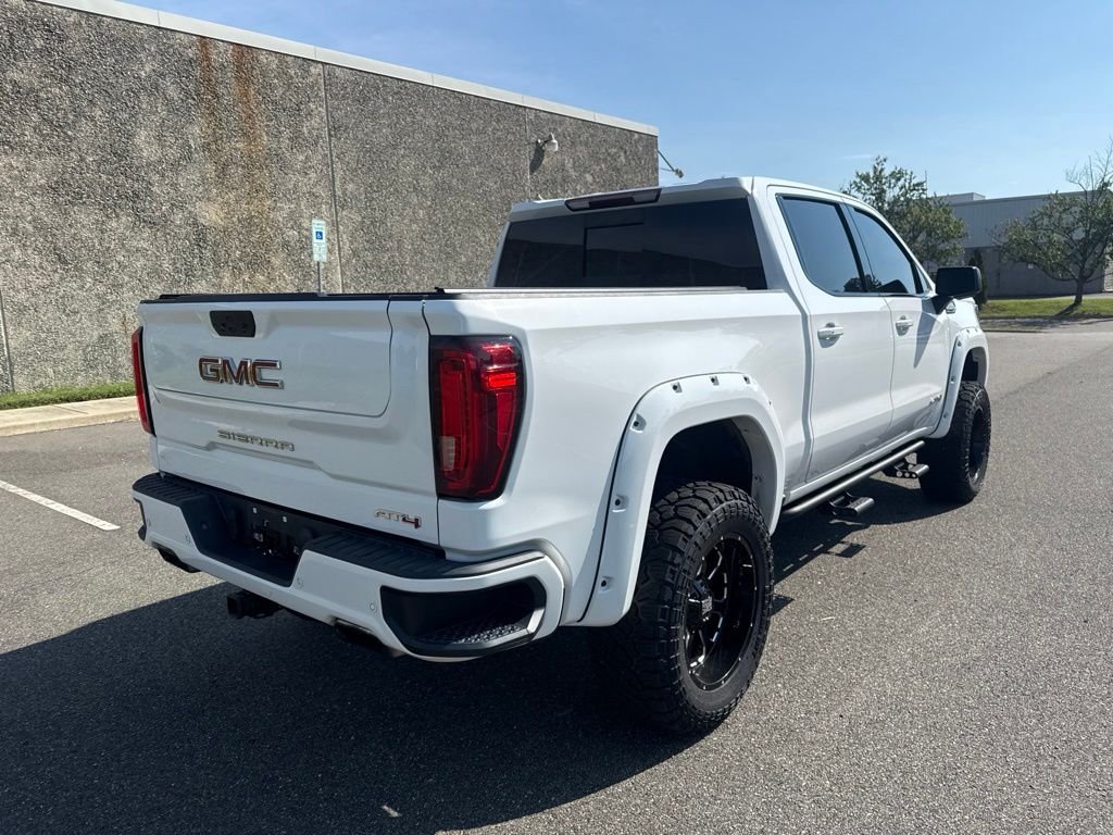 Used 2020 White GMC AT4 image 7
