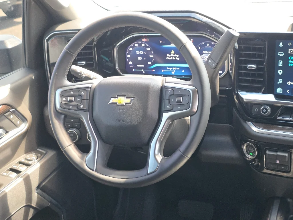 Used 2026 Cypress Gray Chevrolet LT image 26