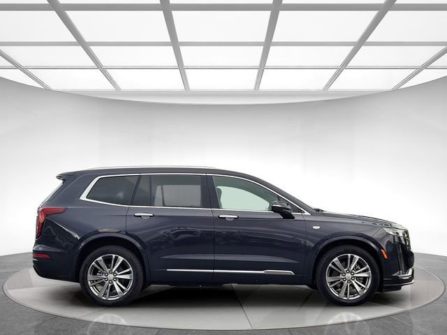 2024 Cadillac XT6 Premium Luxury photo 2