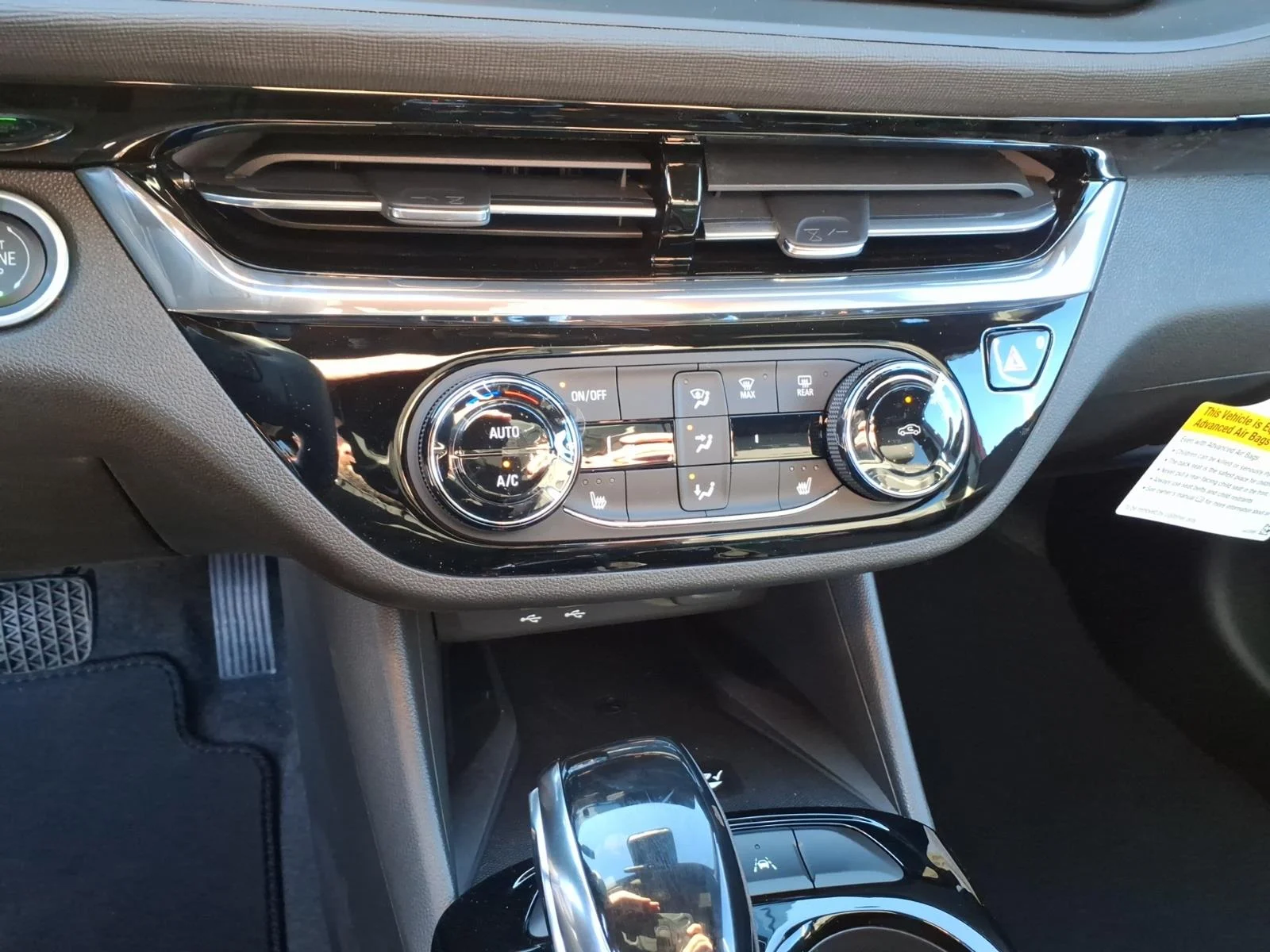 2026 Buick Envista Sport Touring - Photo 9