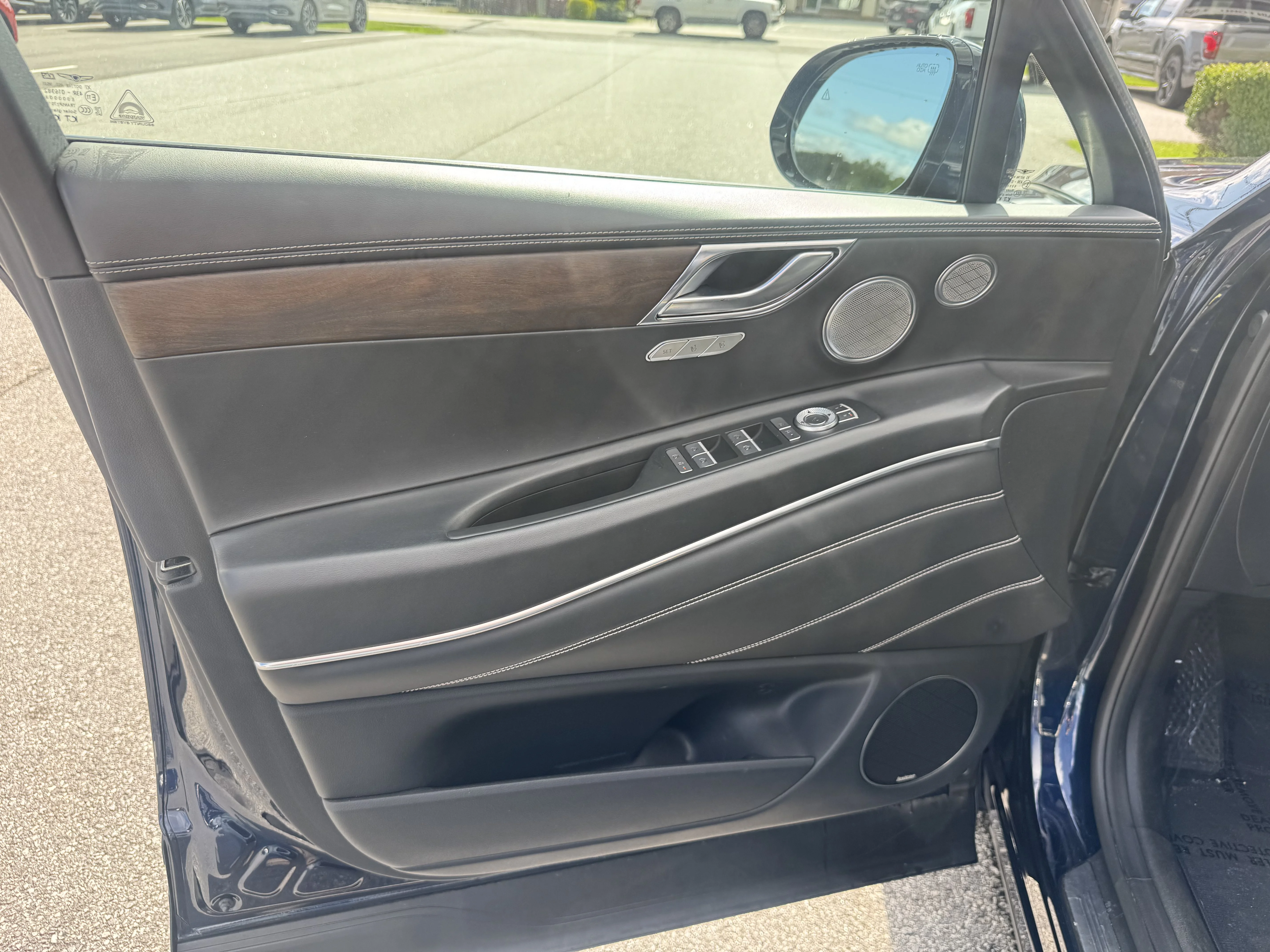 Used 2022 Adriatic Blue Genesis  image 5