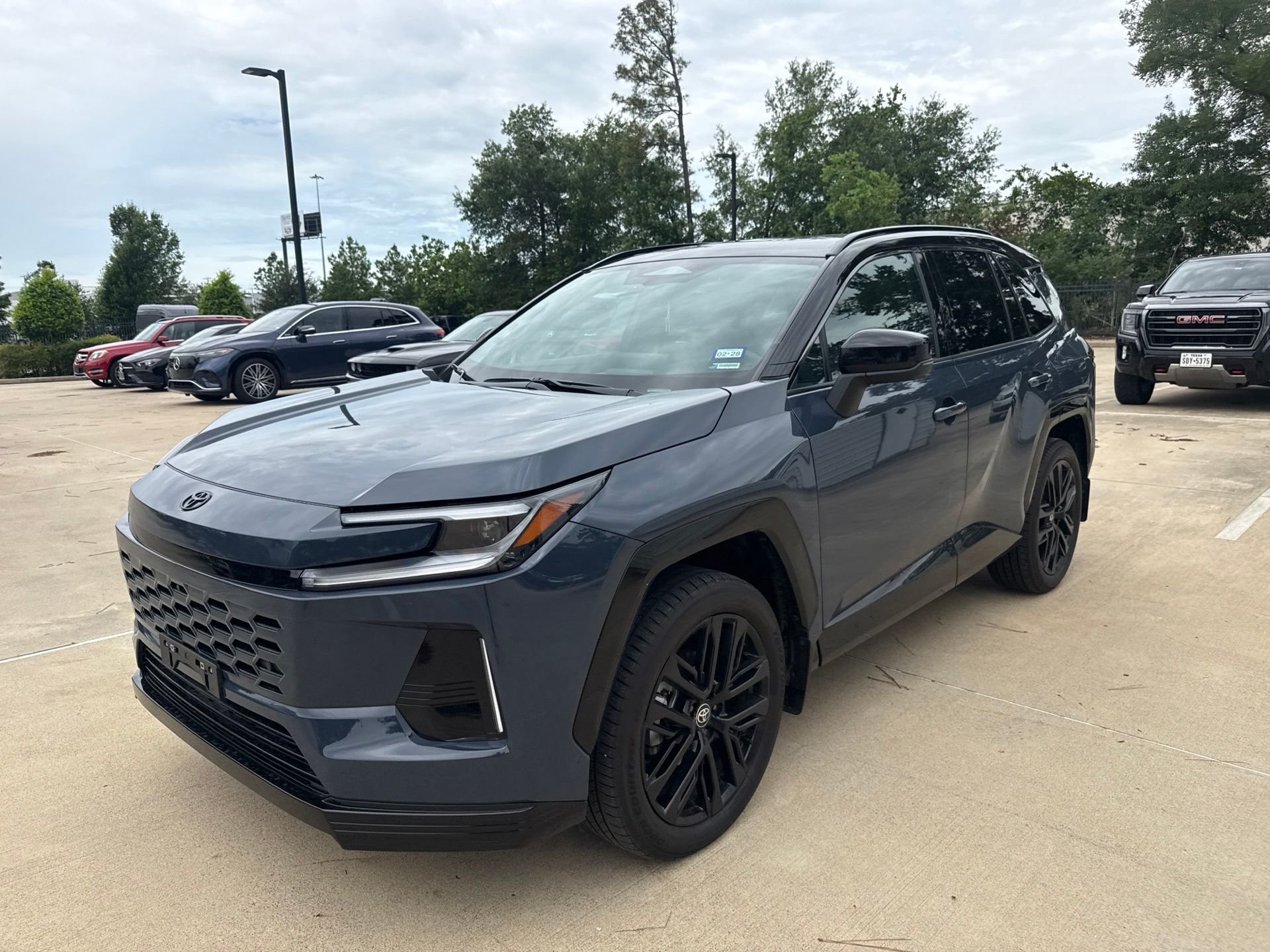 Used 2026 Cloud Toyota XSE image 8