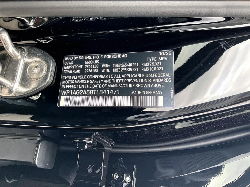 2026 Porsche Macan S - Photo 26