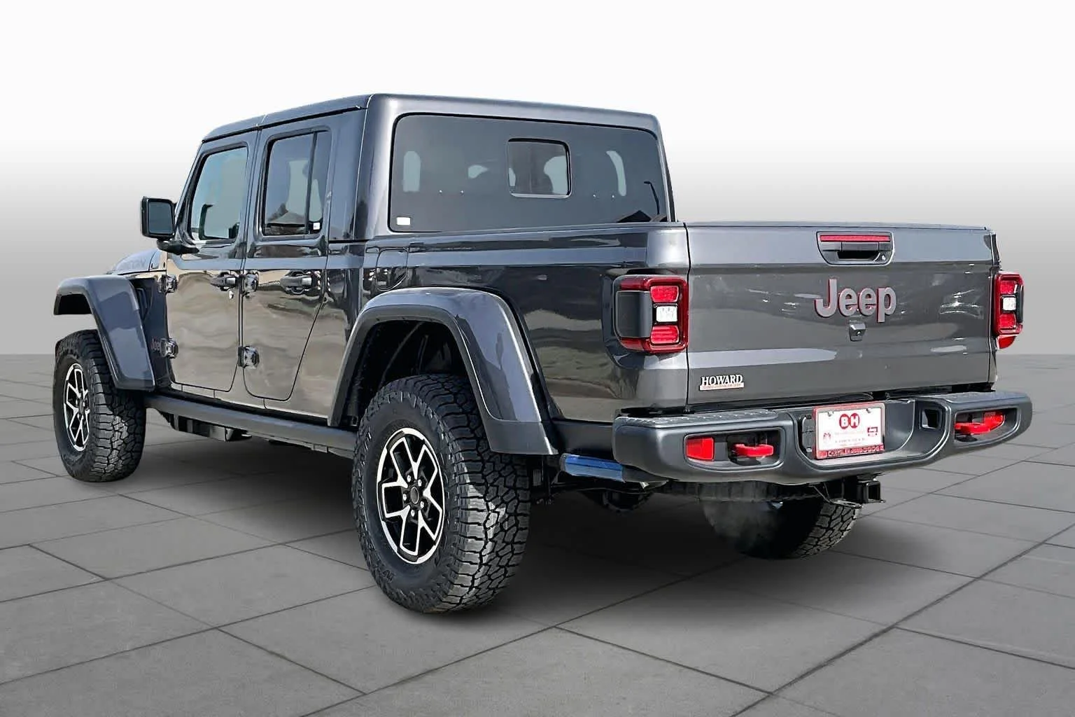 New 2026 Granite Crystal Metallic Clear-Coat Exterior Paint Jeep Rubicon image 13