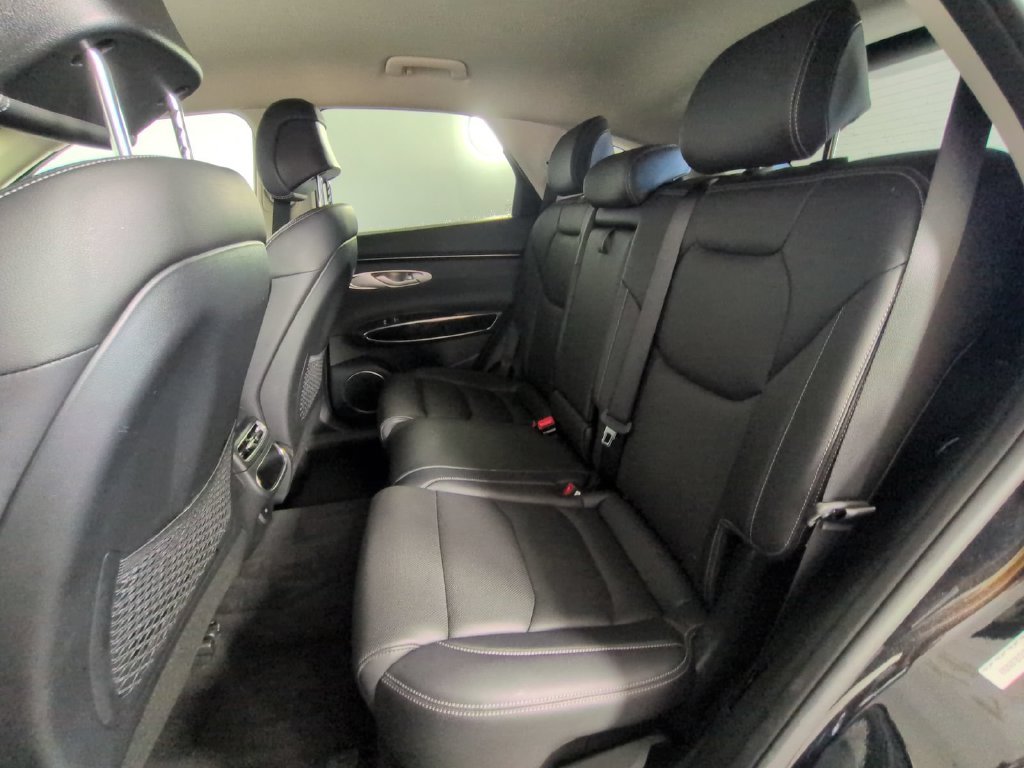 2025 GENESIS GV70 Standard - Photo 19