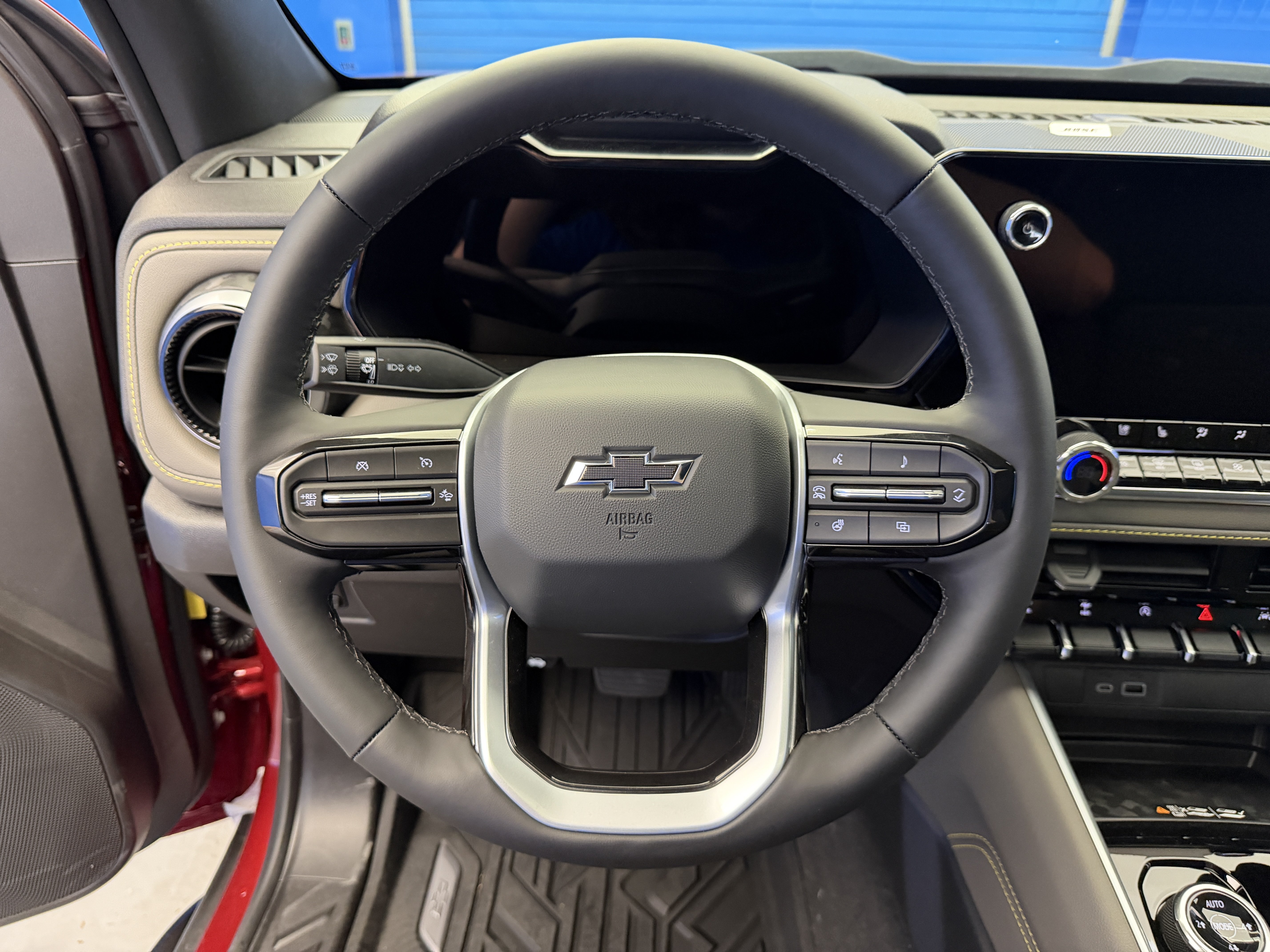 2026 Chevrolet Colorado ZR2 - Photo 14