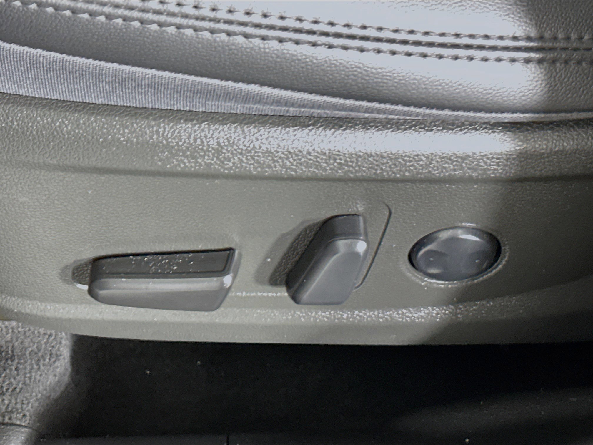 Used 2023 Stormy Sea Hyundai SEL image 13