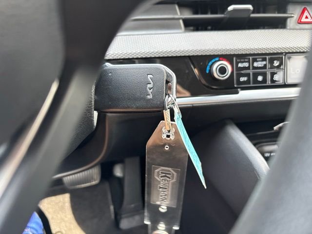 Certified Used 2023 Gravity Gray Kia LX image 21