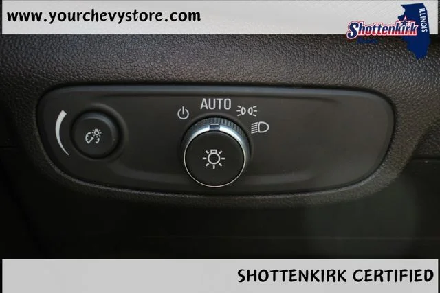 Used 2025 Gray Chevrolet ACTIV image 21