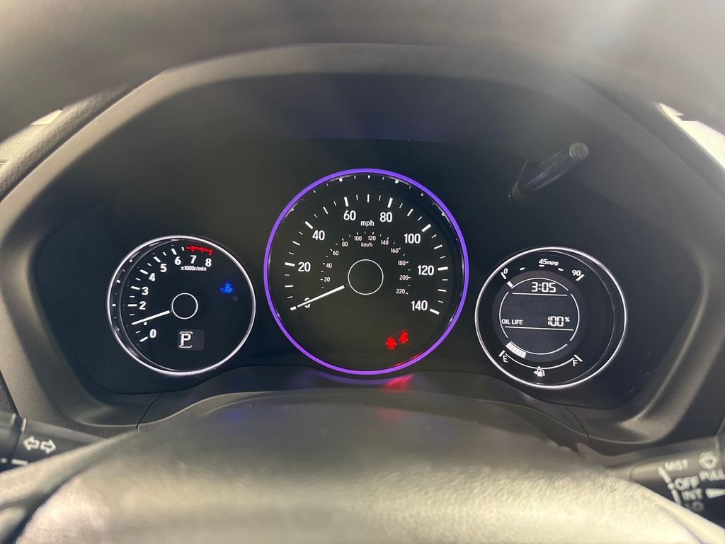 Used 2017 White Honda EX-L image 25