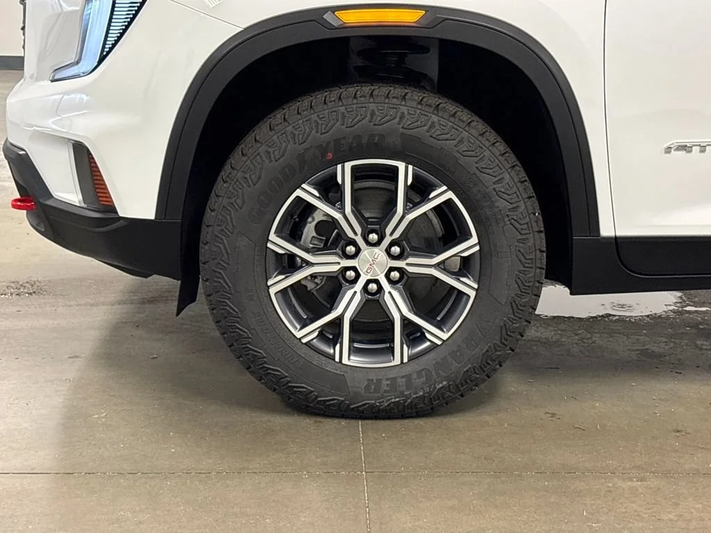 2026 GMC Acadia AT4 - Photo 10