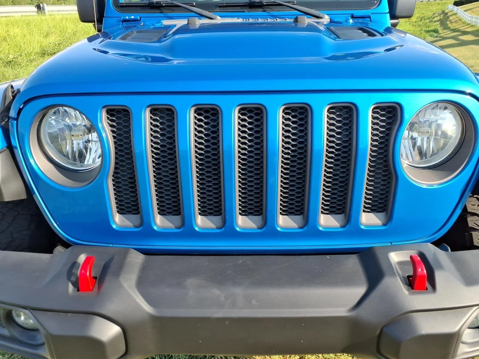 Used 2021 Hydro Blue Pearlcoat Jeep Unlimited Rubicon image 13