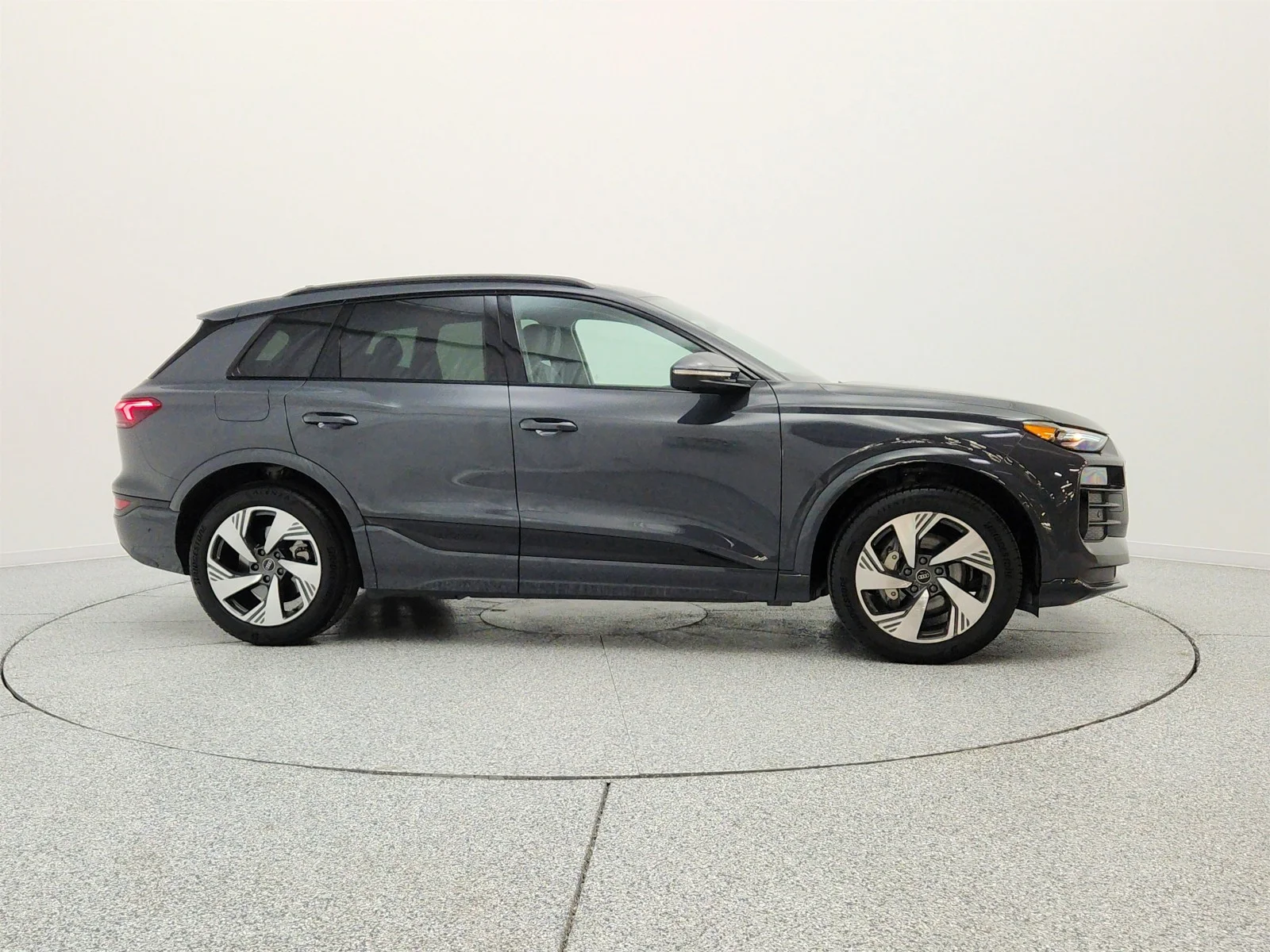 Used 2025 Magnet Gray Audi Premium quattro image 4