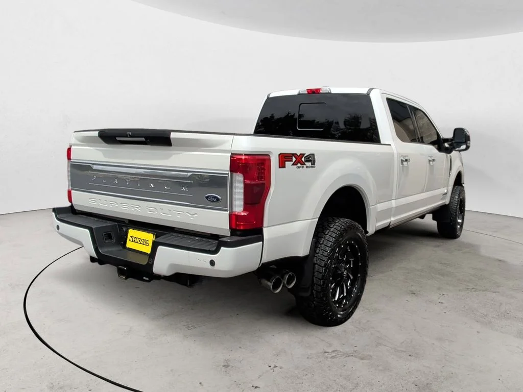 Used 2017 White Ford Platinum image 5