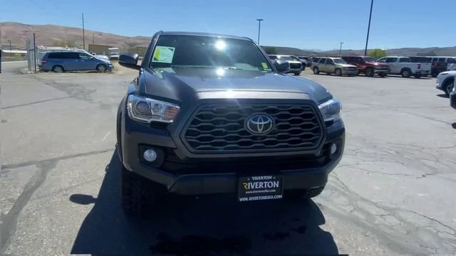 Used 2022 Magnetic Gray Metallic Toyota SR image 3