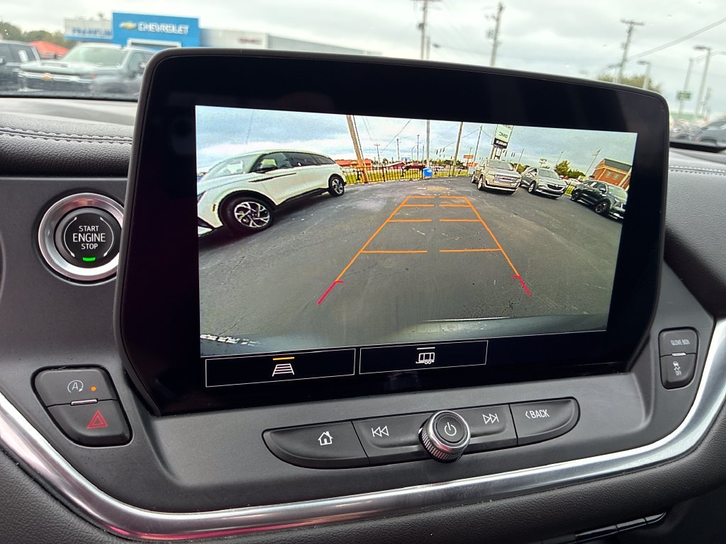 Used 2023 Gray Chevrolet LT image 17