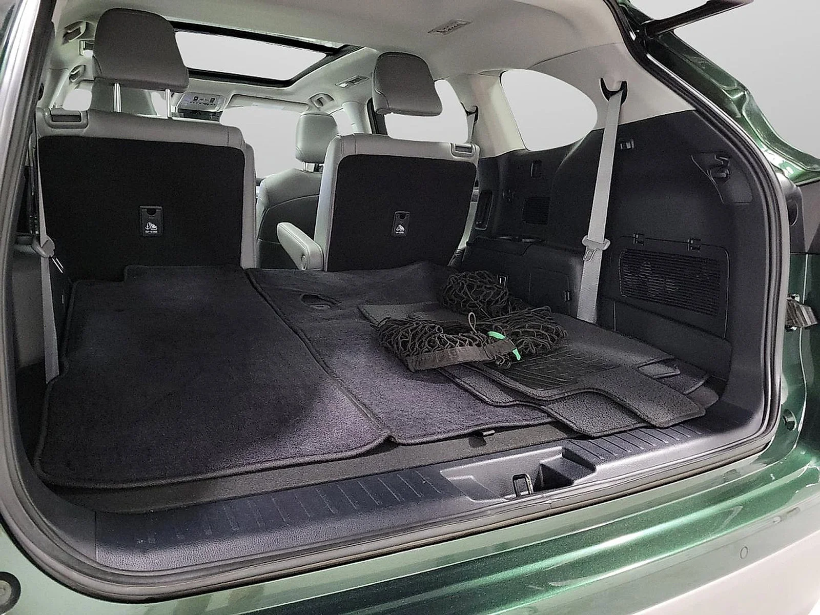 Used 2023 Green Toyota Hybrid Platinum image 7
