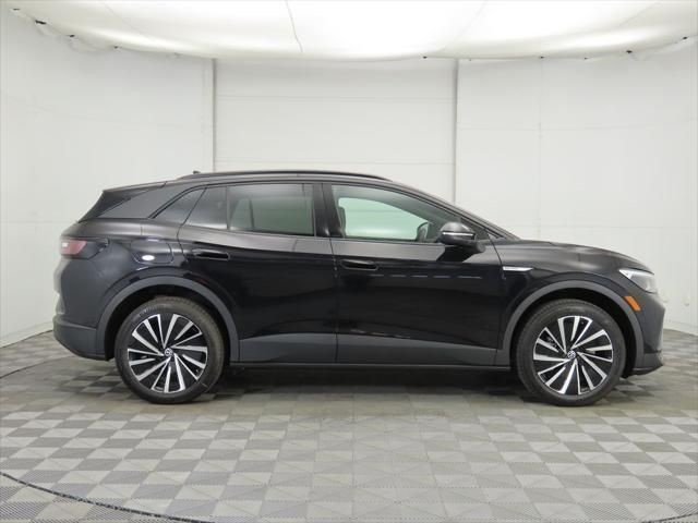 New 2026 Deep Black Pearl Volkswagen Pro image 4