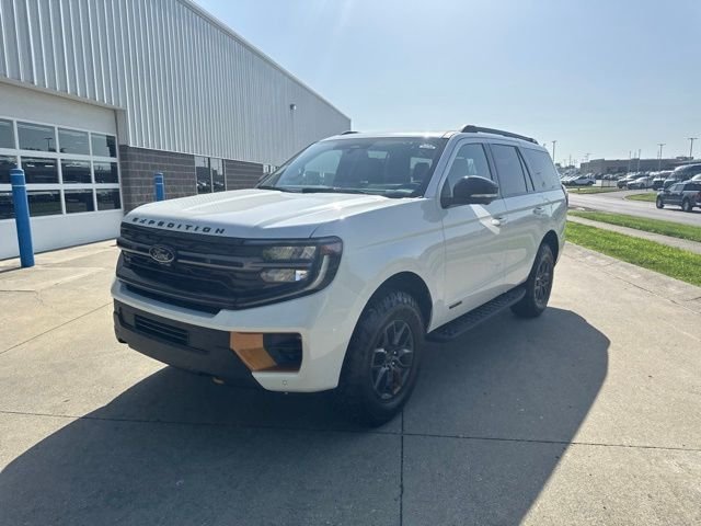 New 2026 White Ford Tremor image 10