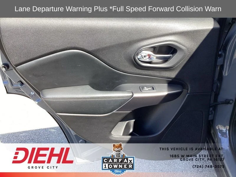 Used 2020 Gray Jeep Latitude Plus image 15