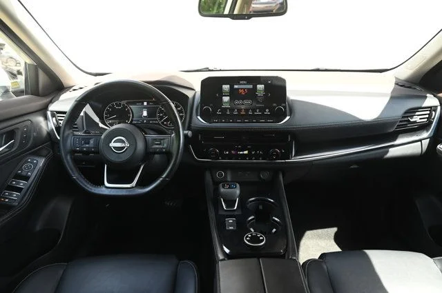 2022 Nissan Rogue SL - Photo 11
