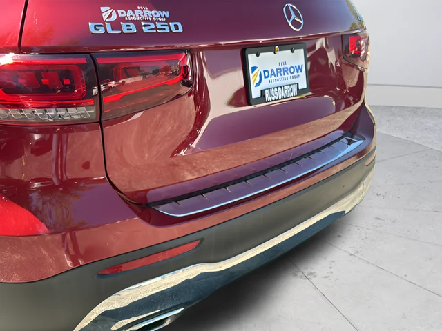 Used 2020 Red Mercedes-Benz GLB 250 image 27