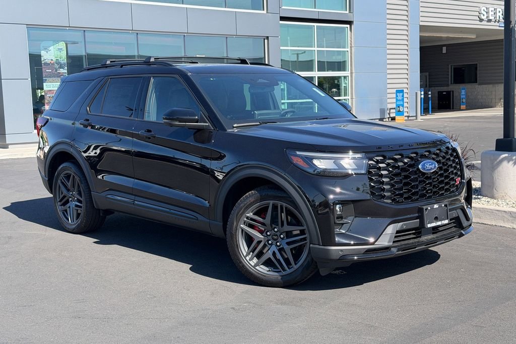 New 2026 Agate Black Metallic Ford ST image 2