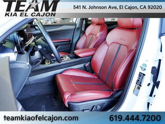 Used 2024 White Kia GT-Line image 15