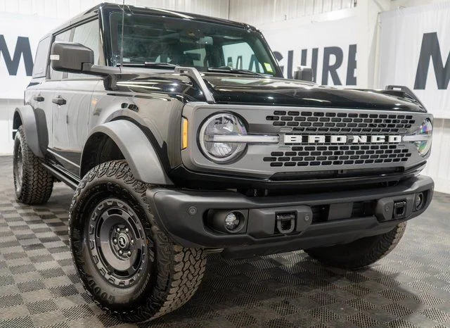 2025 Ford Bronco Badlands 4x4's photo