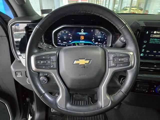 Used 2025 Black Chevrolet LT image 31