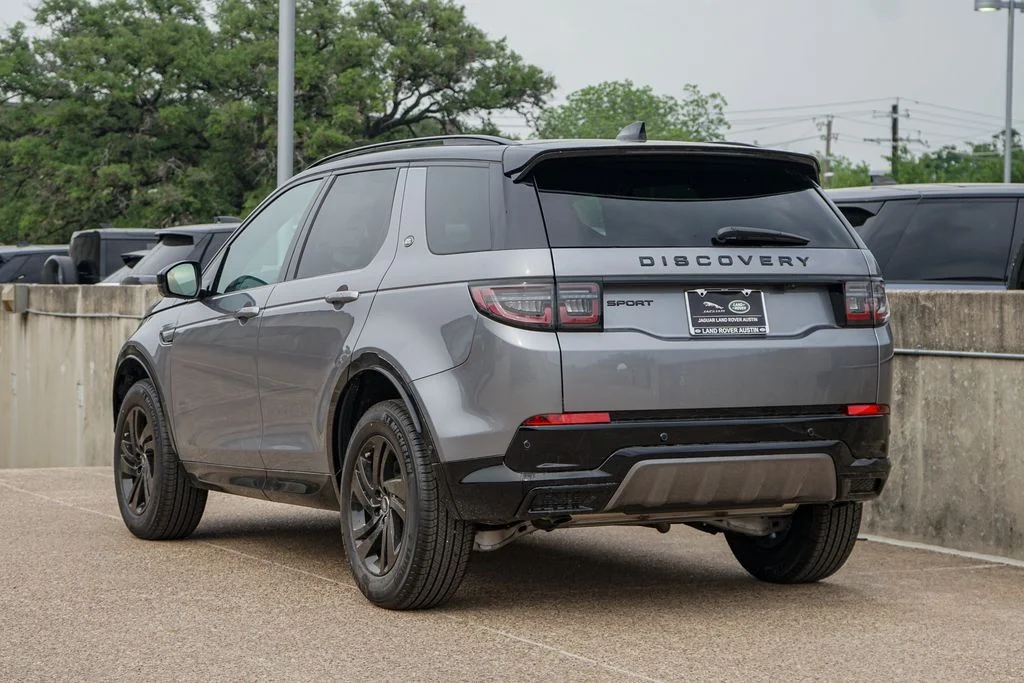 New 2026 Gray Land Rover Landmark image 4