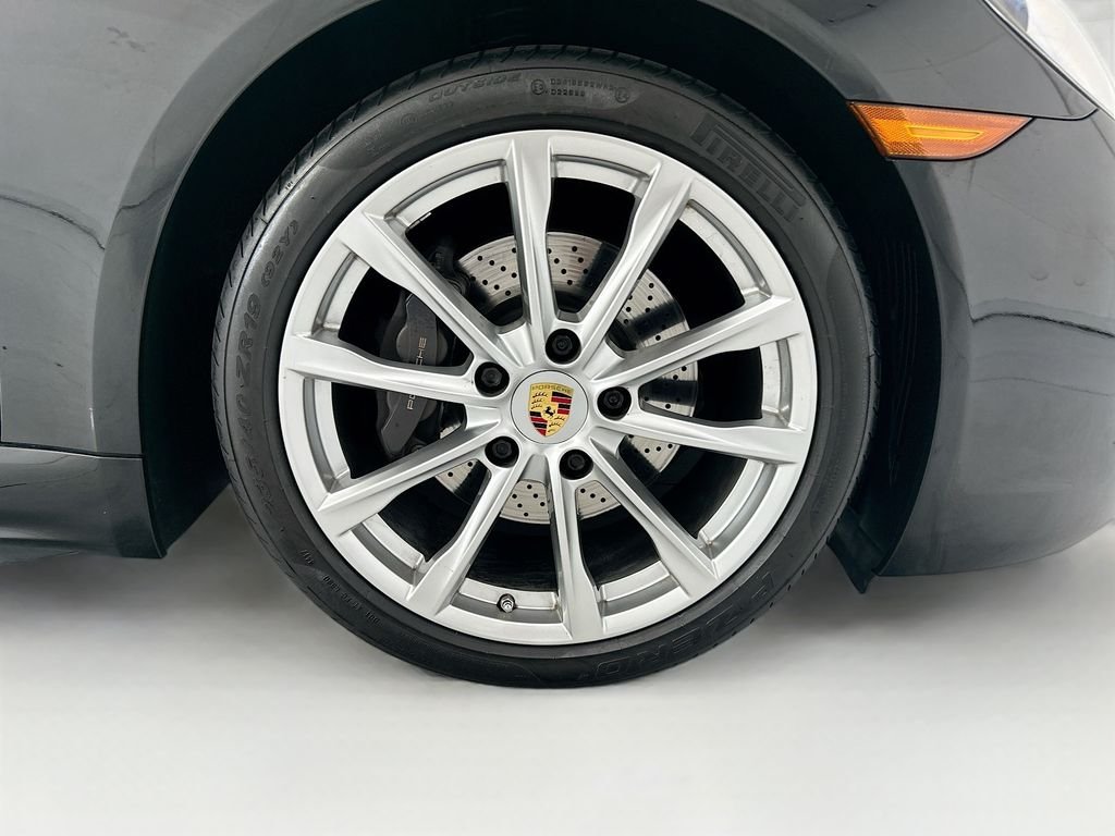 Used 2017 Black Porsche  image 26